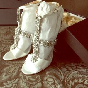 The Perfect Wedding Heel